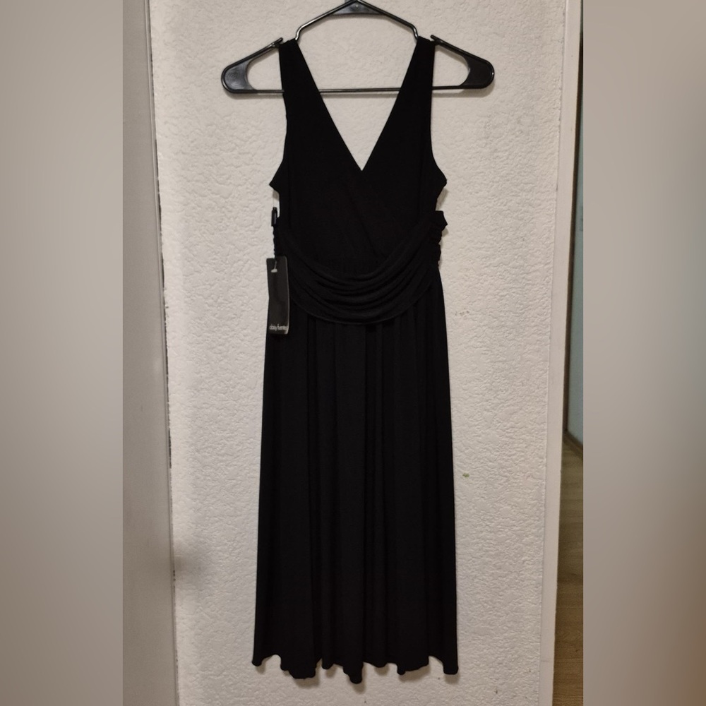 Daisy Fuentes Elegant Black Maxi Dress